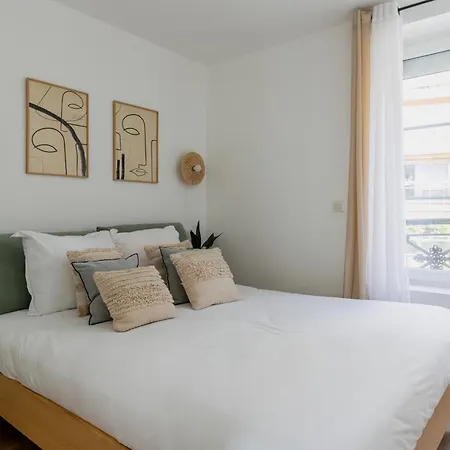 Light-filled Retreat In Historical *